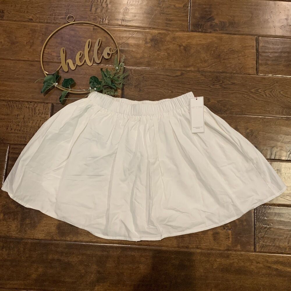 Palms Away Red Dress Skirt White Size Medium Mini New